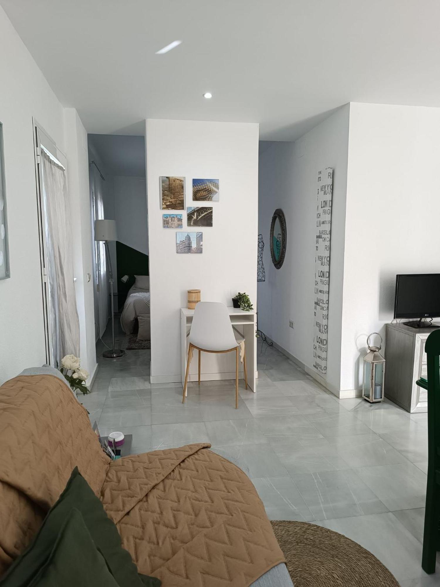 Nao Victoria Apartment *