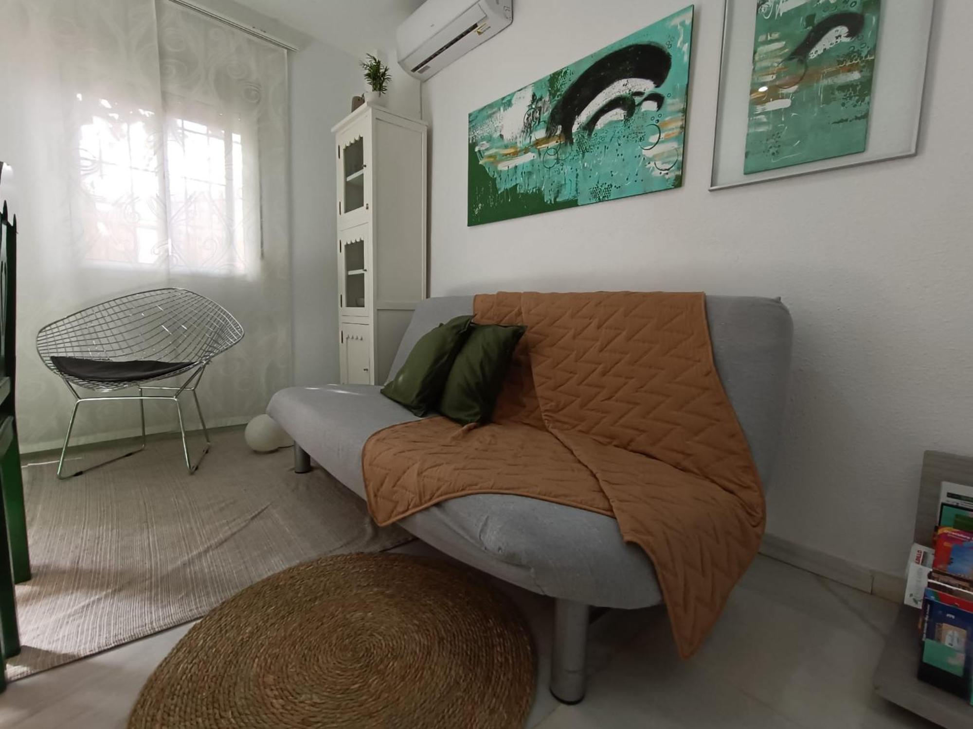 Nao Victoria Apartment Gelves